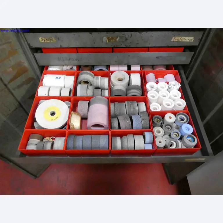 Machines for the production of precise metal components using CNC turning and CNC milling-15