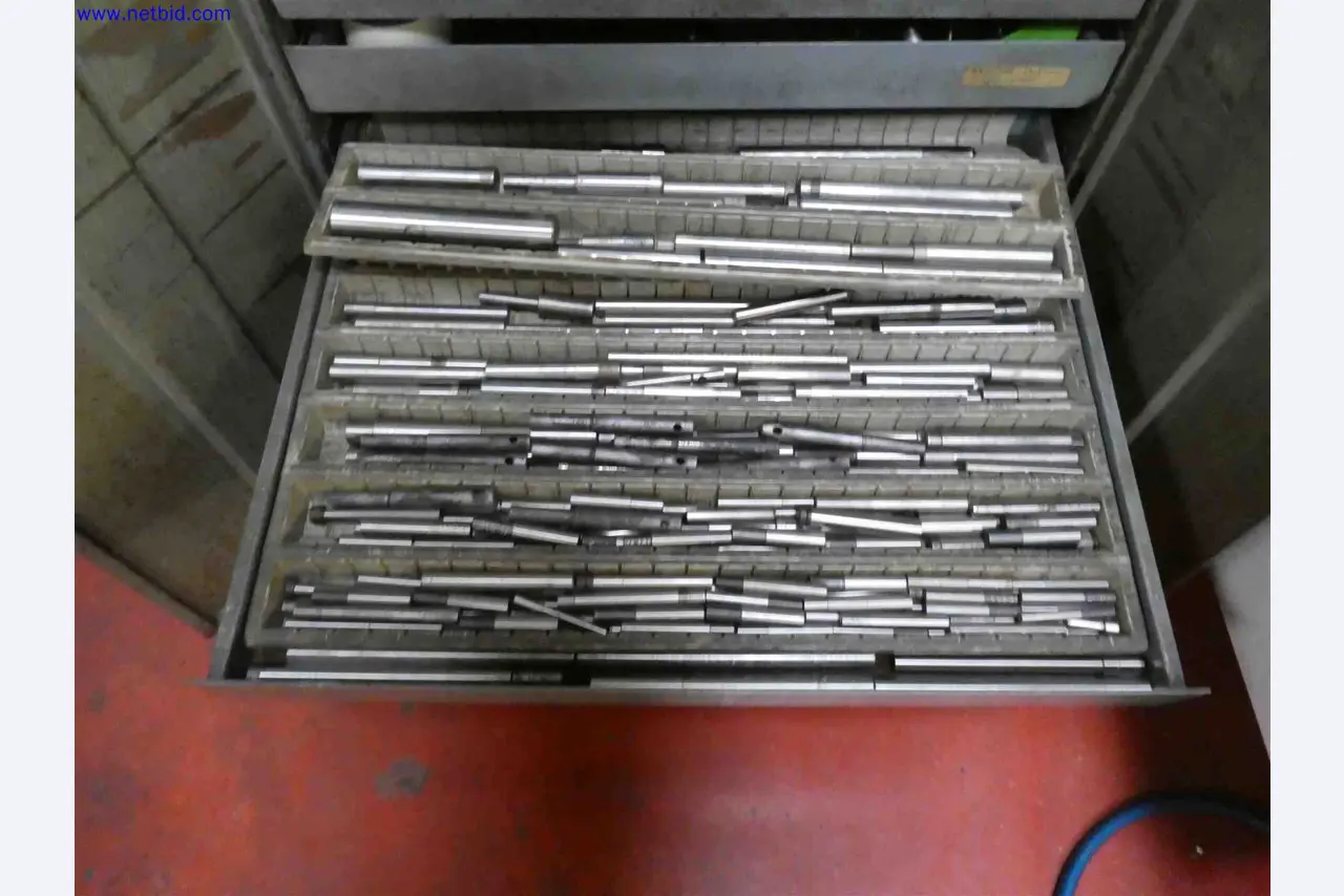 Machines for the production of precise metal components using CNC turning and CNC milling-19