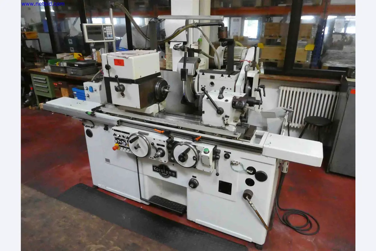 Machines for the production of precise metal components using CNC turning and CNC milling-1