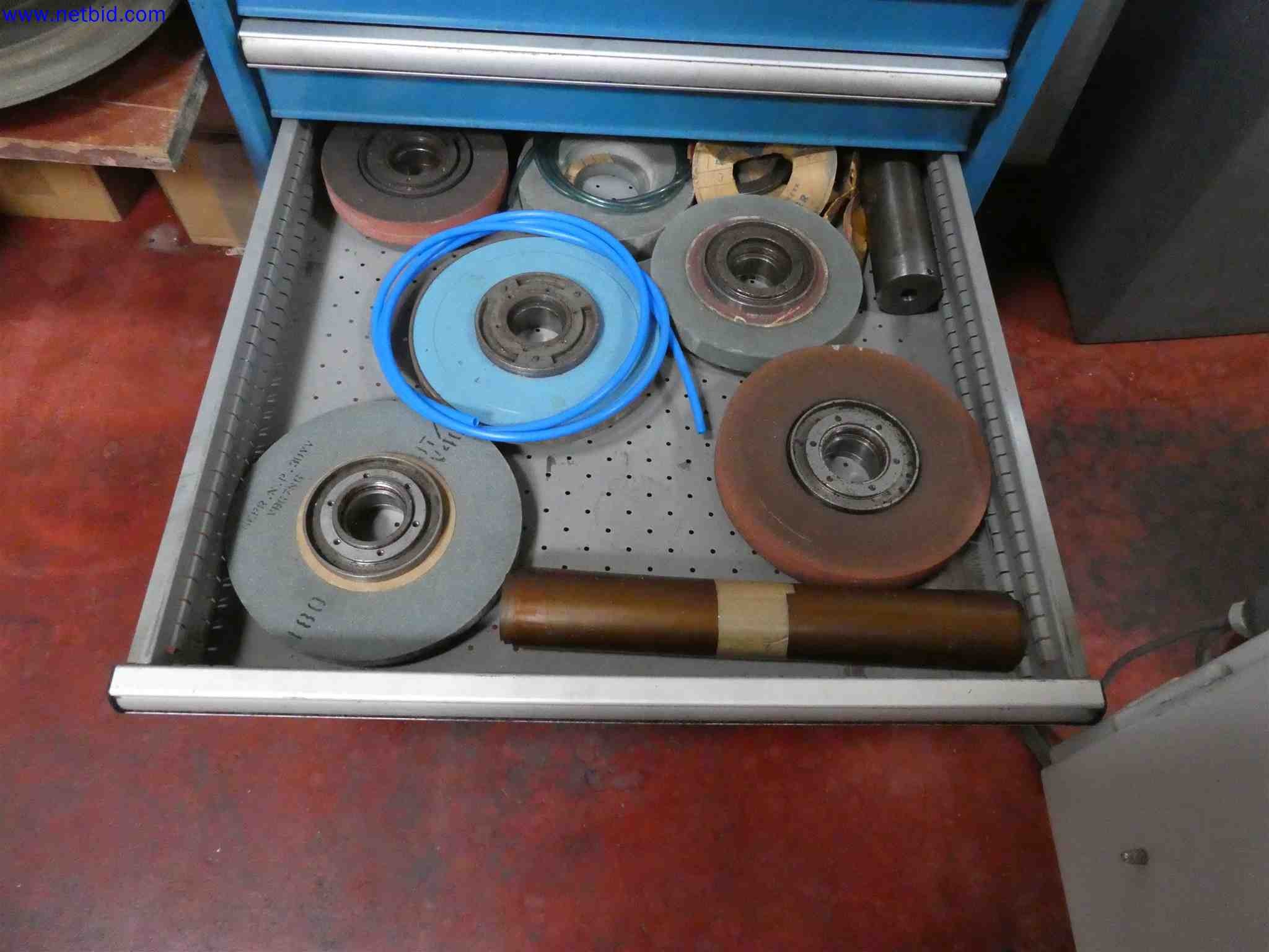 Machines for the production of precise metal components using CNC turning and CNC milling-29