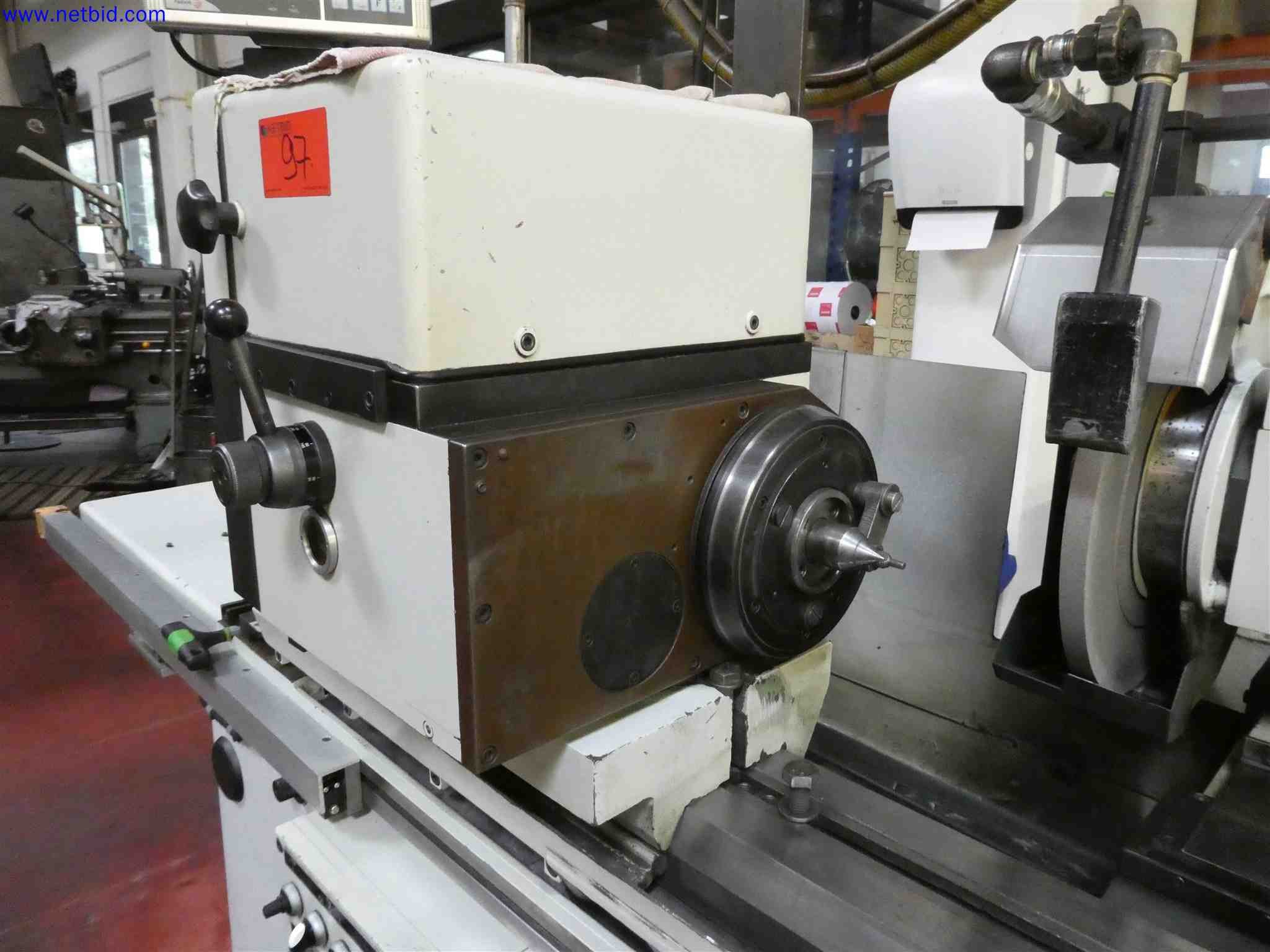 Machines for the production of precise metal components using CNC turning and CNC milling-4