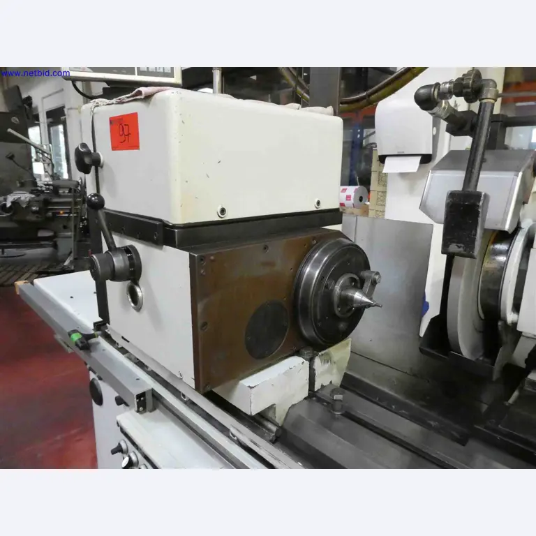 Machines for the production of precise metal components using CNC turning and CNC milling-4
