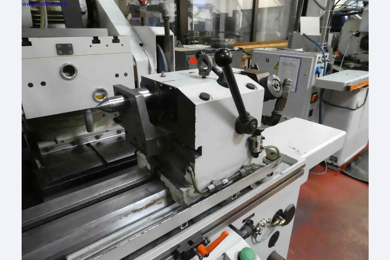 Machines for the production of precise metal components using CNC turning and CNC milling-5