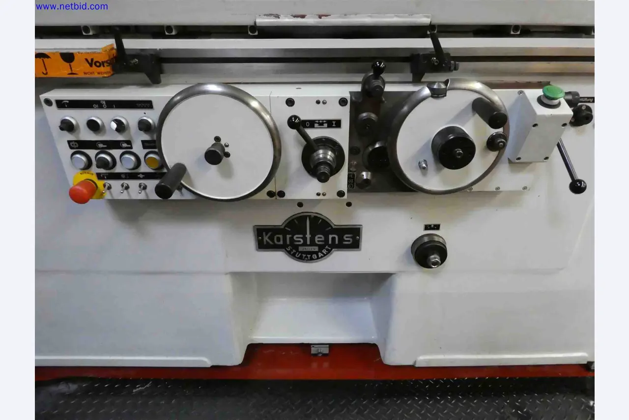 Machines for the production of precise metal components using CNC turning and CNC milling-10