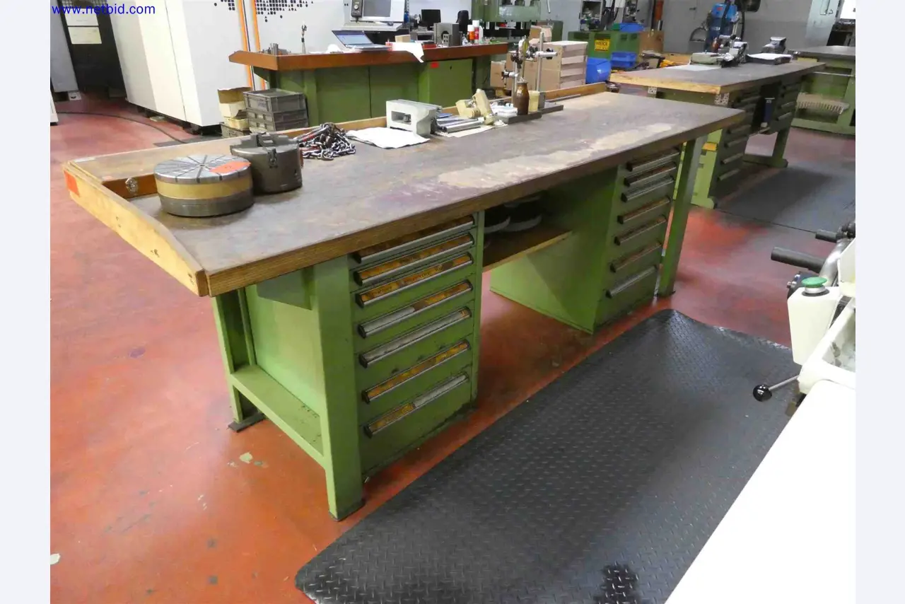 Machines for the production of precise metal components using CNC turning and CNC milling-12