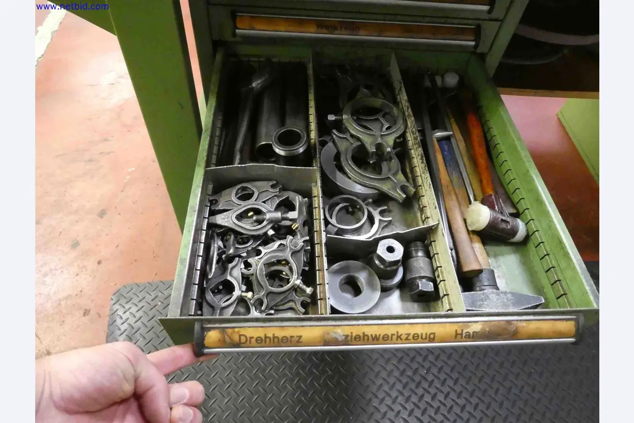 Machines for the production of precise metal components using CNC turning and CNC milling-14