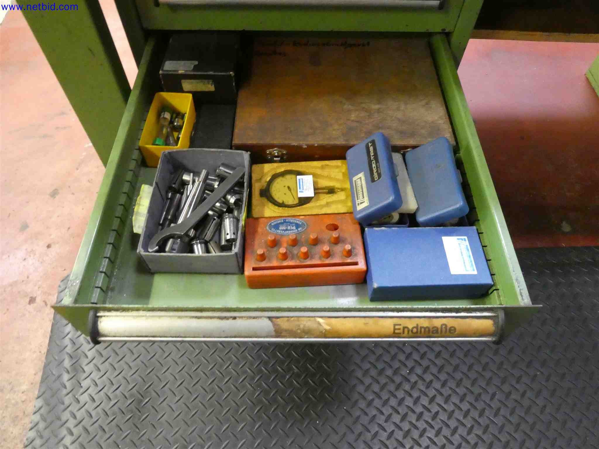 Machines for the production of precise metal components using CNC turning and CNC milling-15