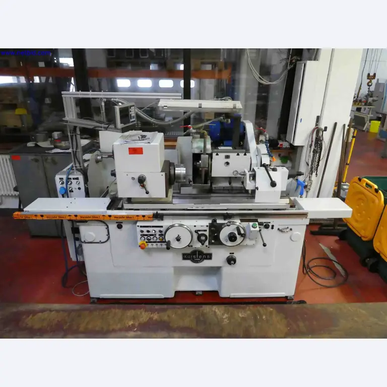 Machines for the production of precise metal components using CNC turning and CNC milling-1