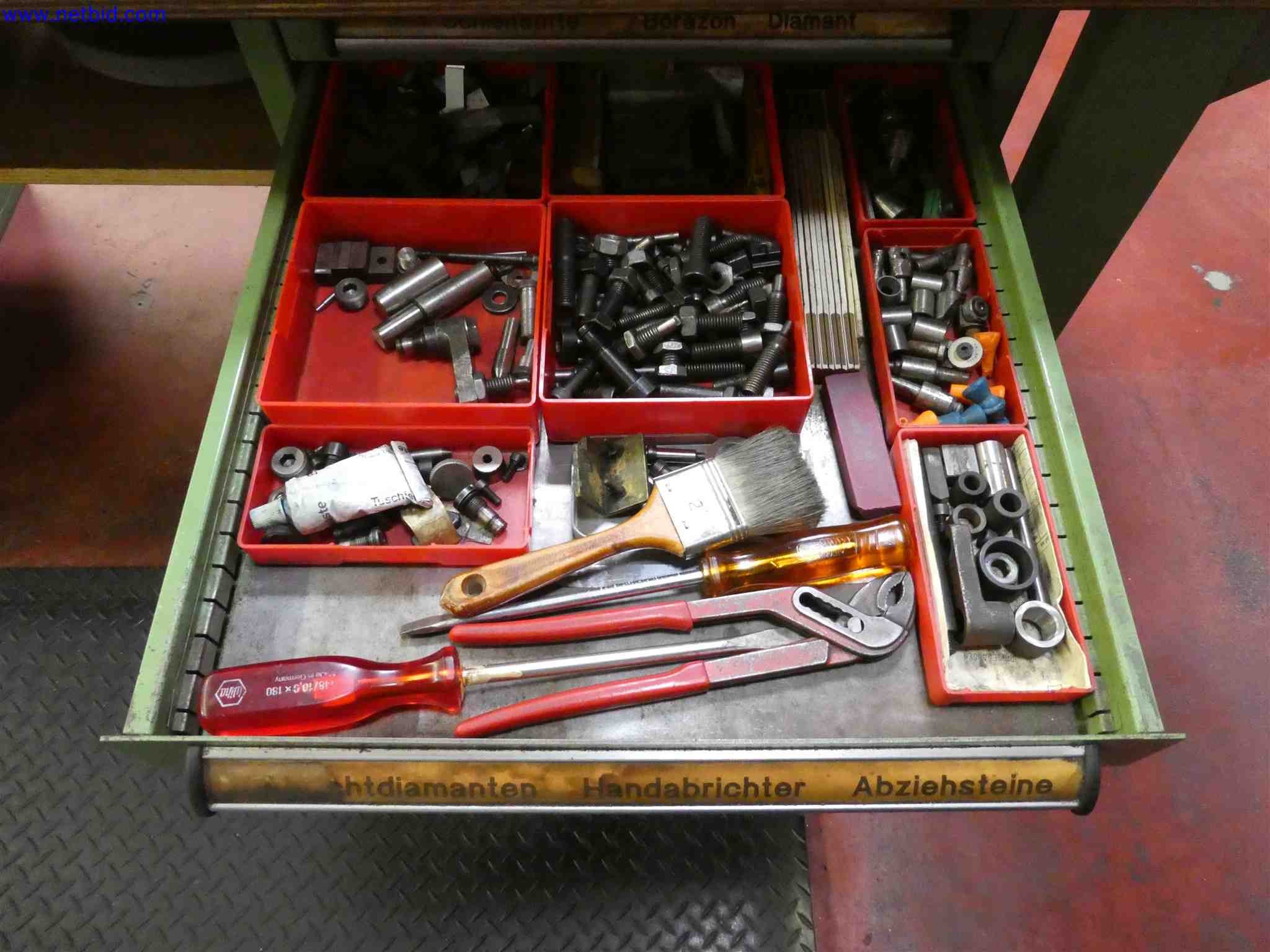 Machines for the production of precise metal components using CNC turning and CNC milling-20