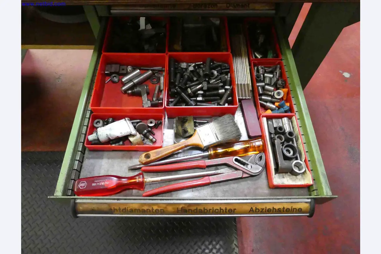 Machines for the production of precise metal components using CNC turning and CNC milling-20