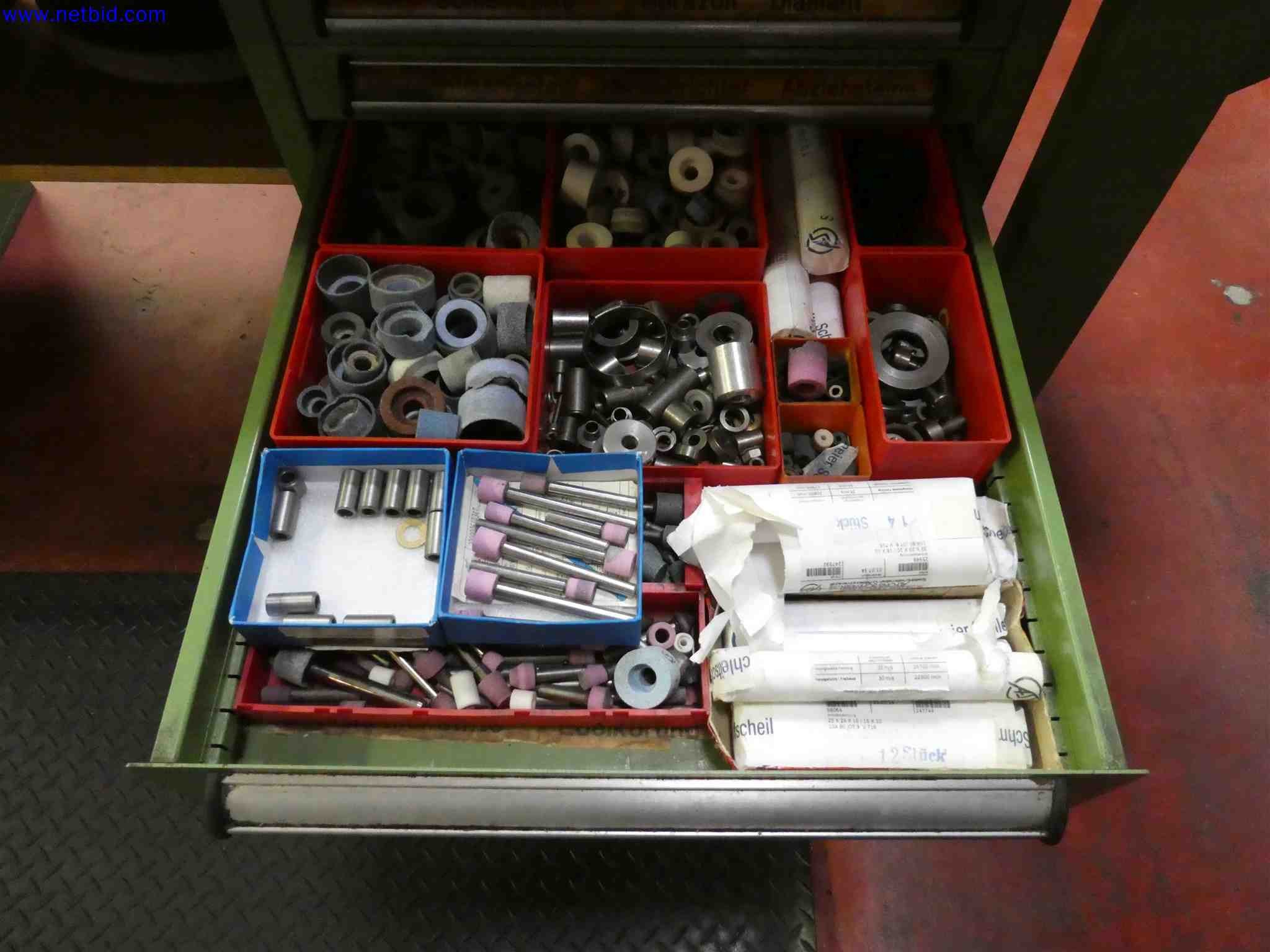 Machines for the production of precise metal components using CNC turning and CNC milling-21