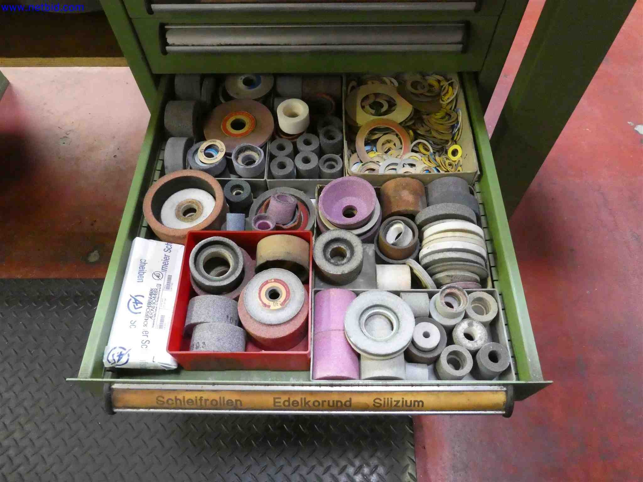 Machines for the production of precise metal components using CNC turning and CNC milling-22