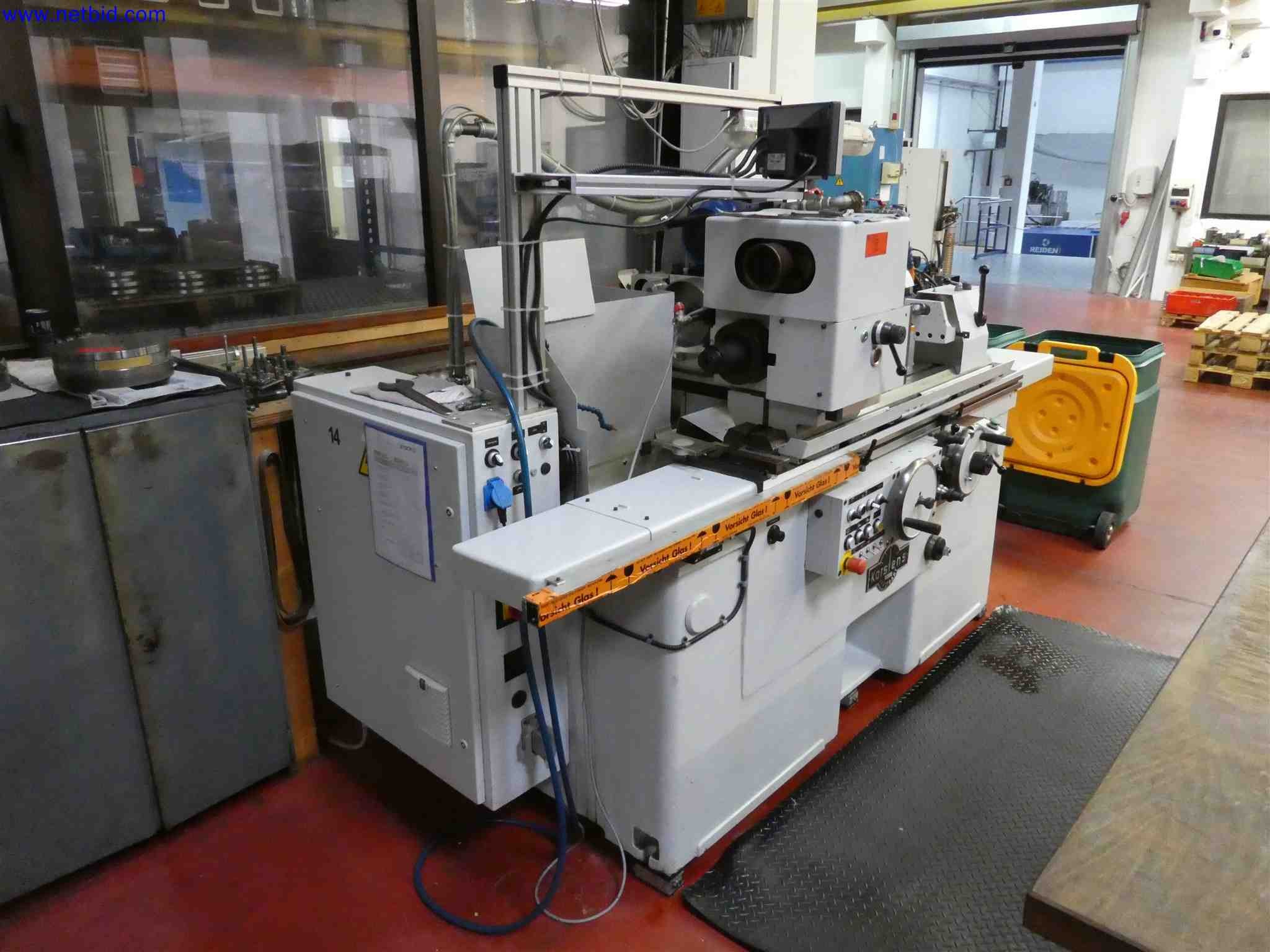 Machines for the production of precise metal components using CNC turning and CNC milling-3