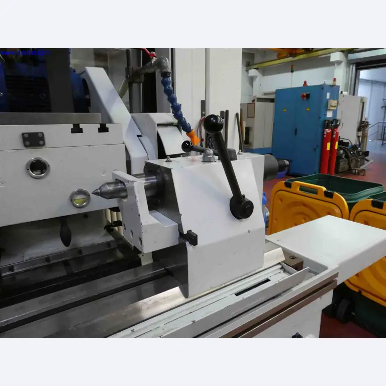 Machines for the production of precise metal components using CNC turning and CNC milling-8