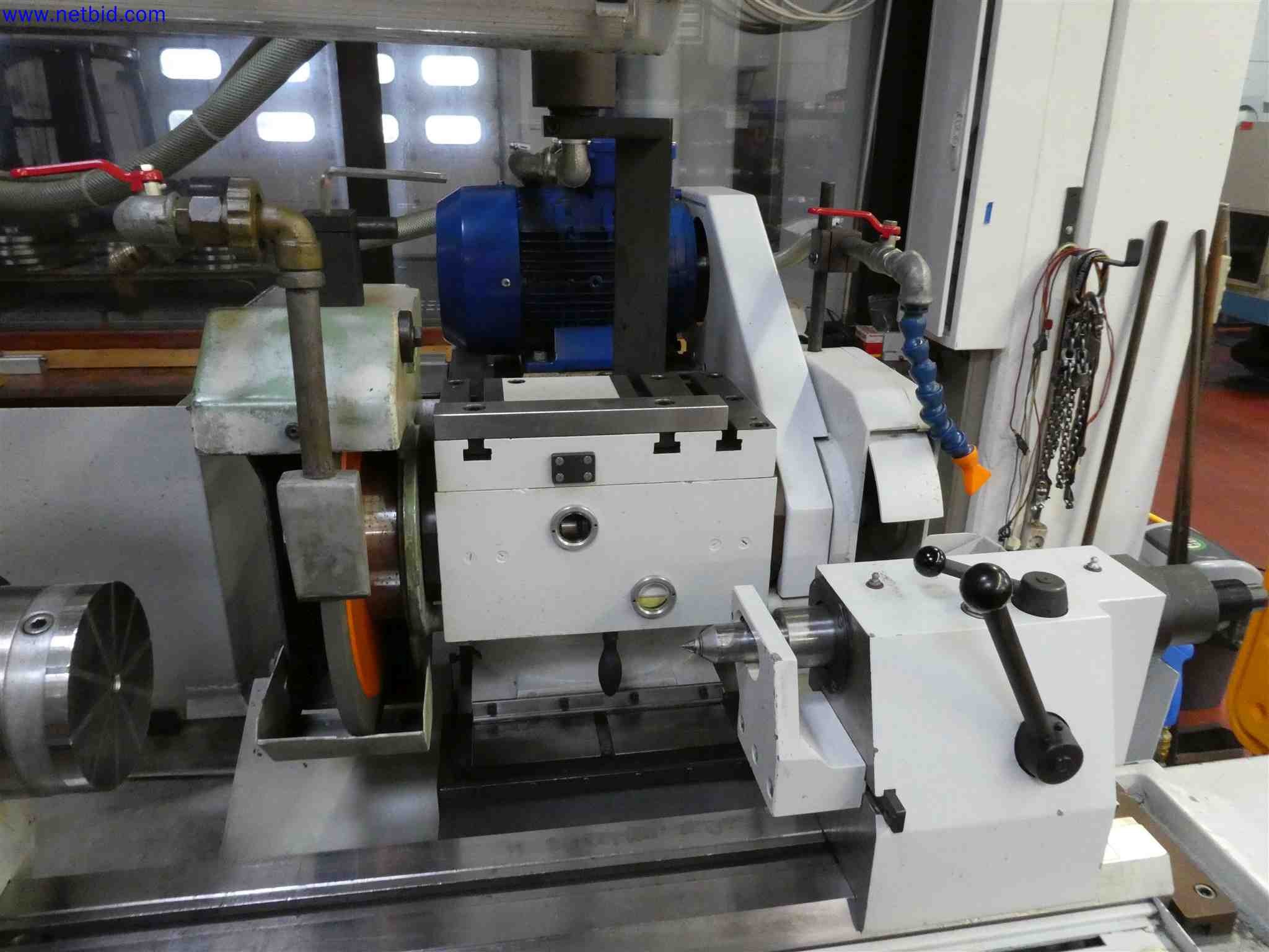 Machines for the production of precise metal components using CNC turning and CNC milling-9