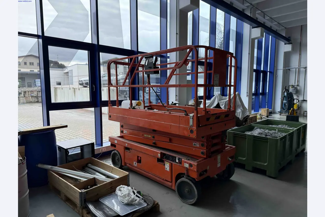 Machines for the production of precise metal components using CNC turning and CNC milling-1