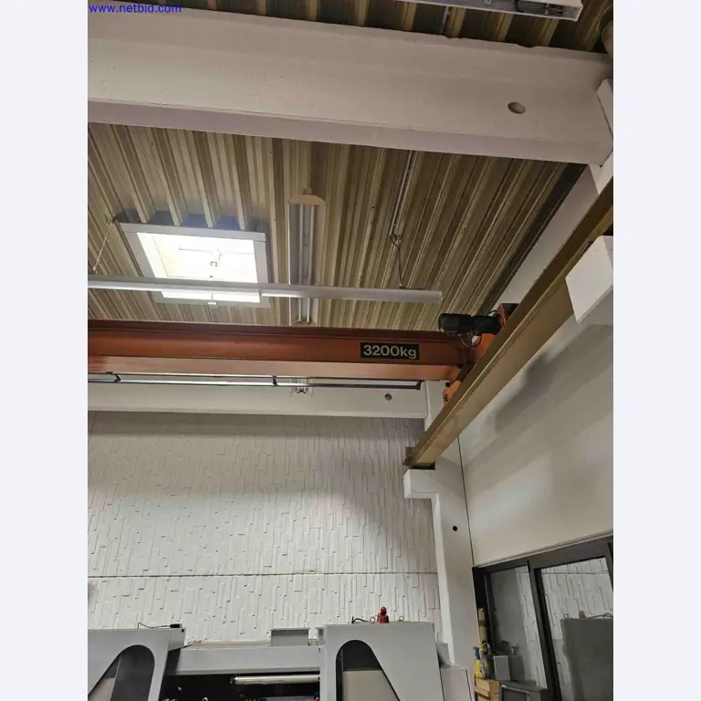 Machines for the production of precise metal components using CNC turning and CNC milling-3