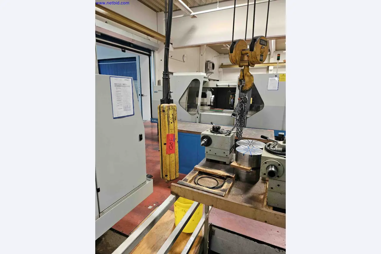 Machines for the production of precise metal components using CNC turning and CNC milling-4