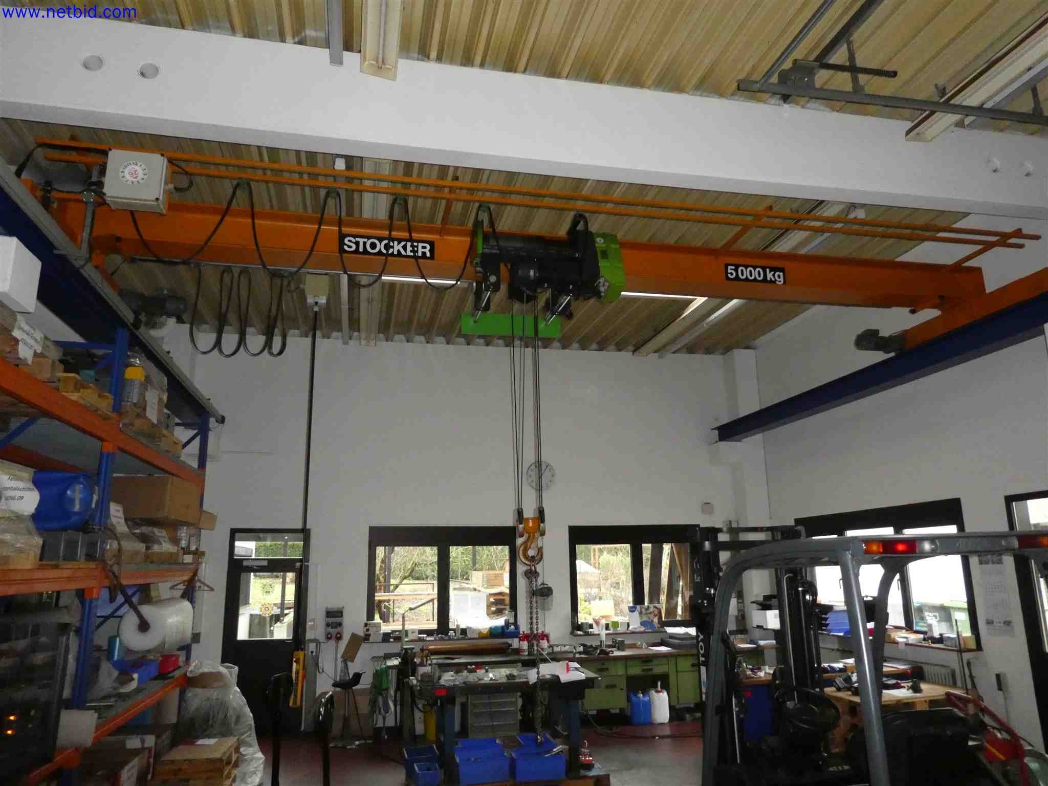 Machines for the production of precise metal components using CNC turning and CNC milling-1