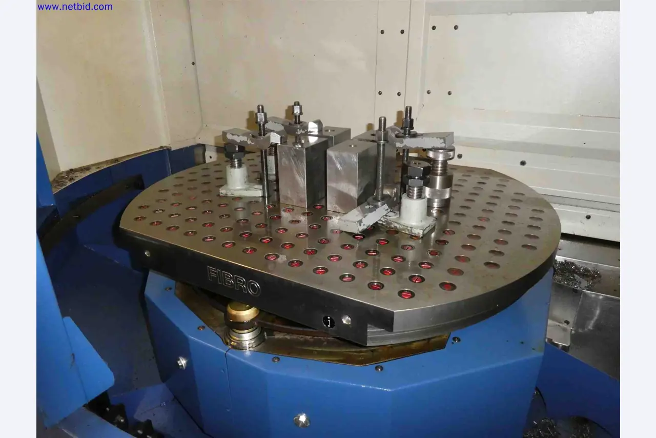 Machines for the production of precise metal components using CNC turning and CNC milling-10