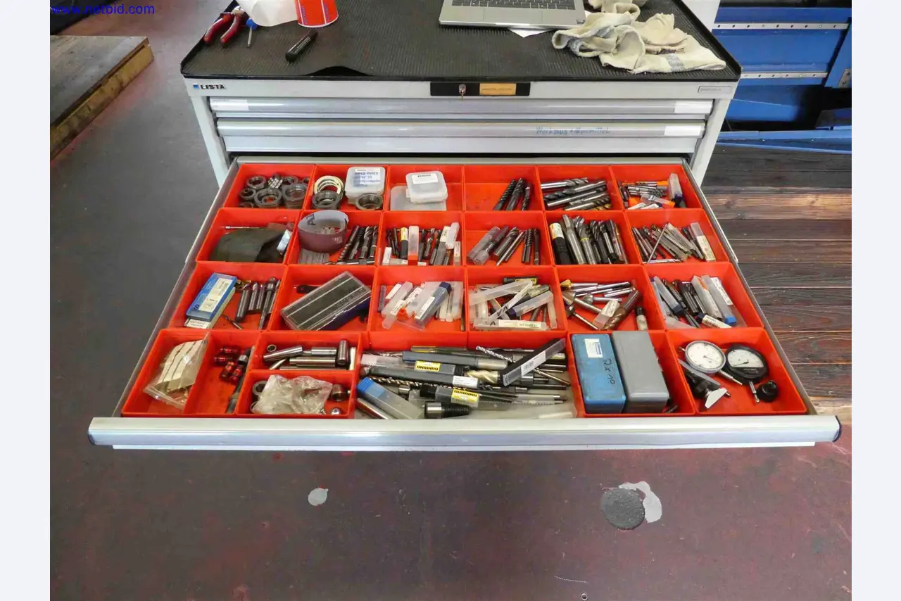 Machines for the production of precise metal components using CNC turning and CNC milling-18