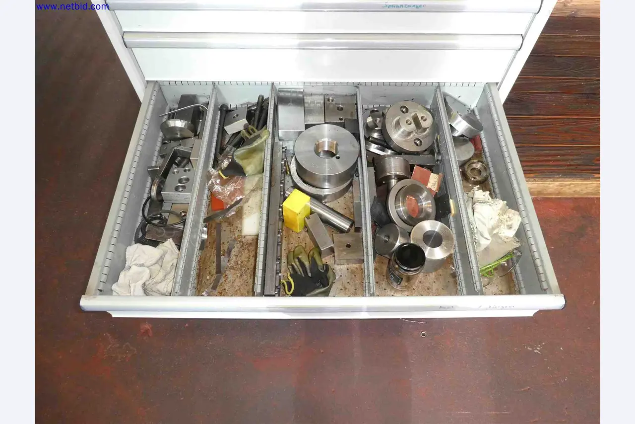 Machines for the production of precise metal components using CNC turning and CNC milling-22