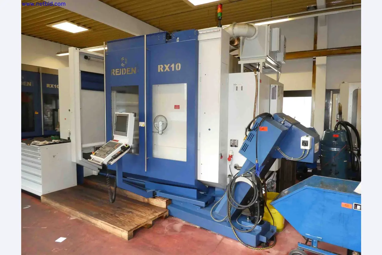 Machines for the production of precise metal components using CNC turning and CNC milling-2