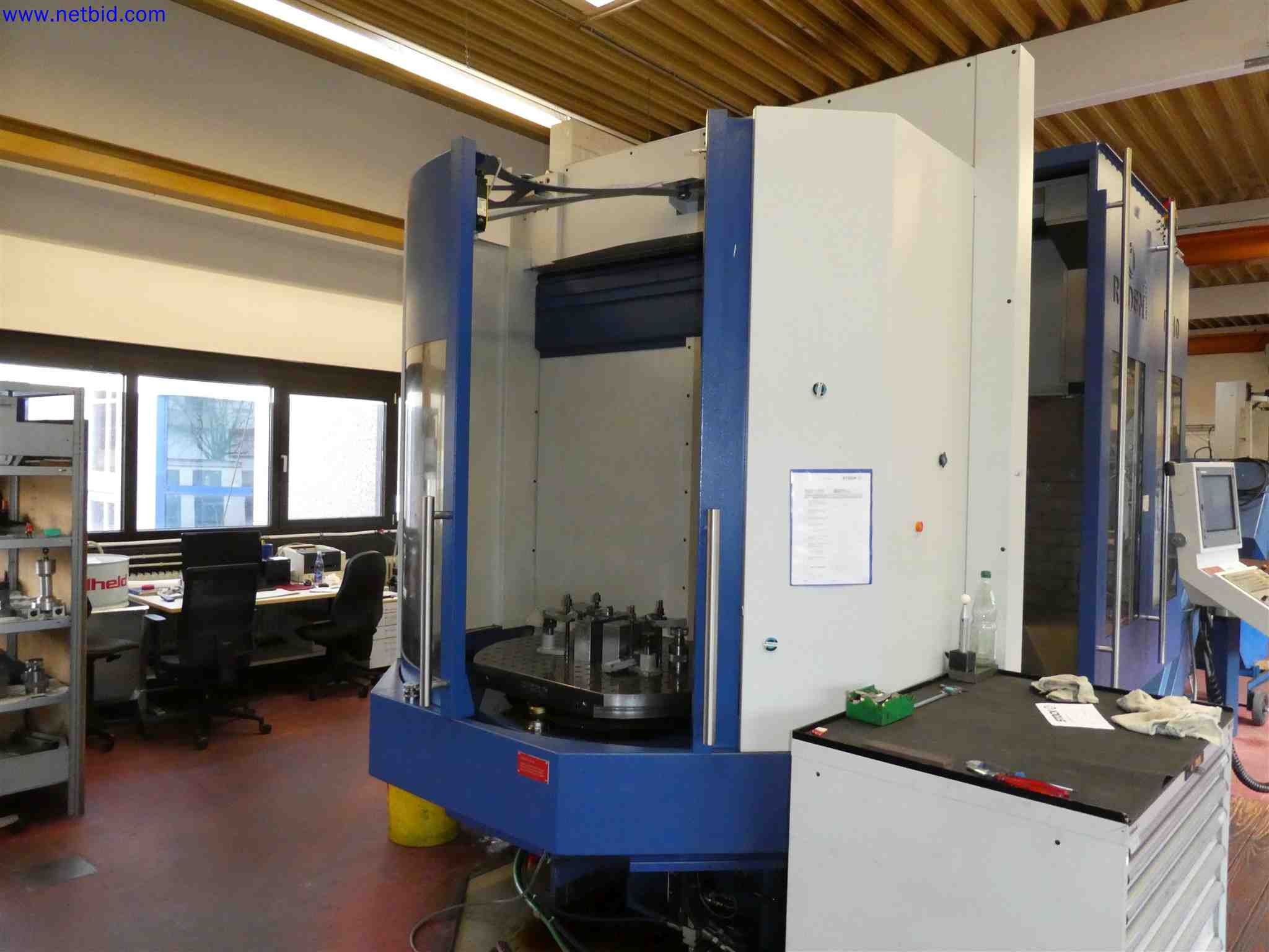 Machines for the production of precise metal components using CNC turning and CNC milling-3
