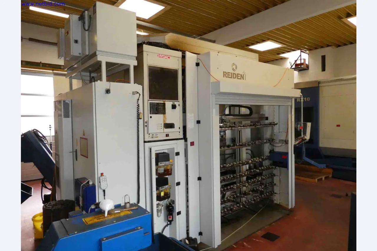 Machines for the production of precise metal components using CNC turning and CNC milling-5