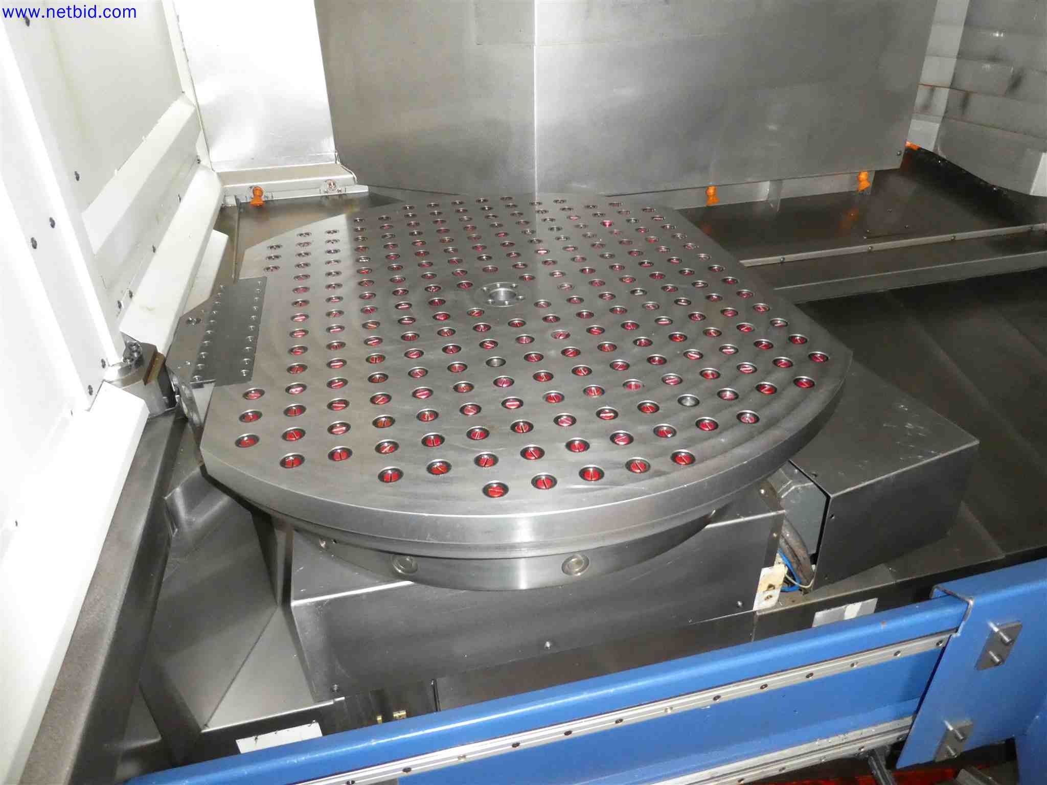 Machines for the production of precise metal components using CNC turning and CNC milling-8