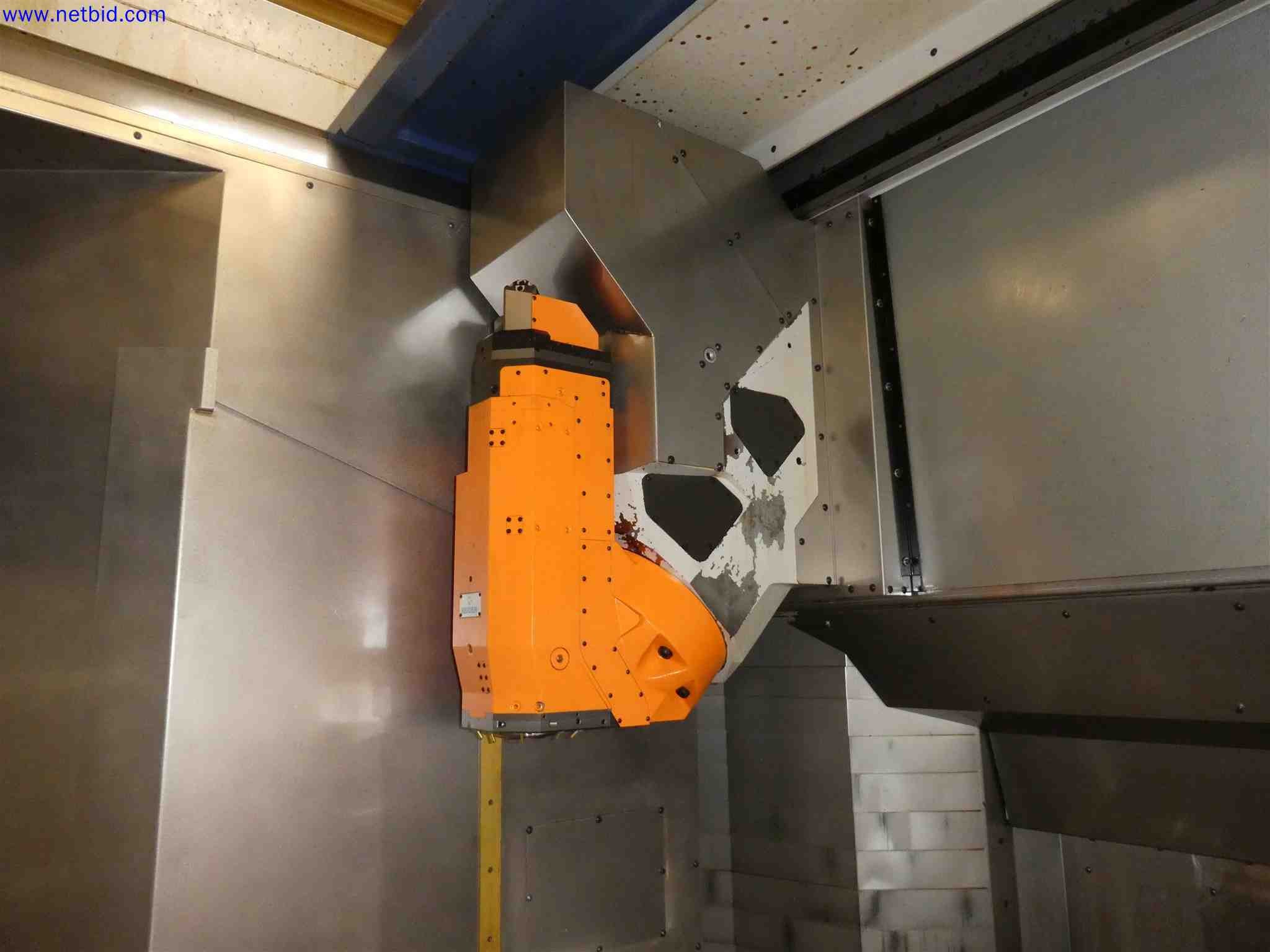 Machines for the production of precise metal components using CNC turning and CNC milling-9