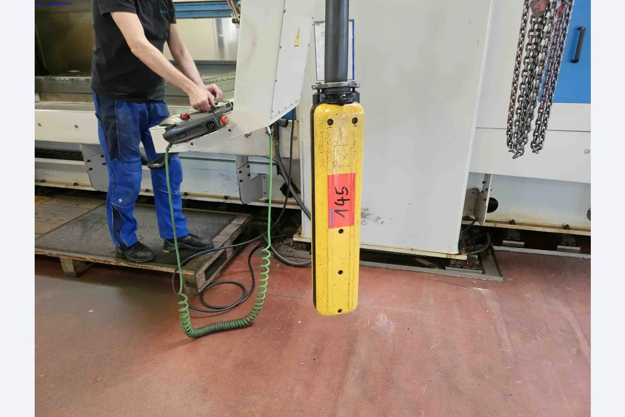 Machines for the production of precise metal components using CNC turning and CNC milling-2