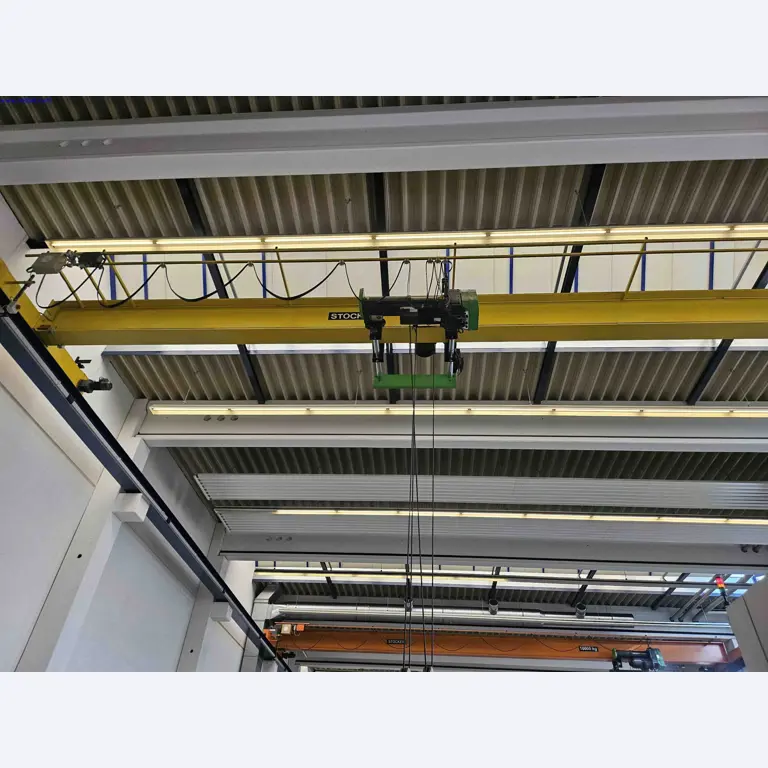 Machines for the production of precise metal components using CNC turning and CNC milling-2