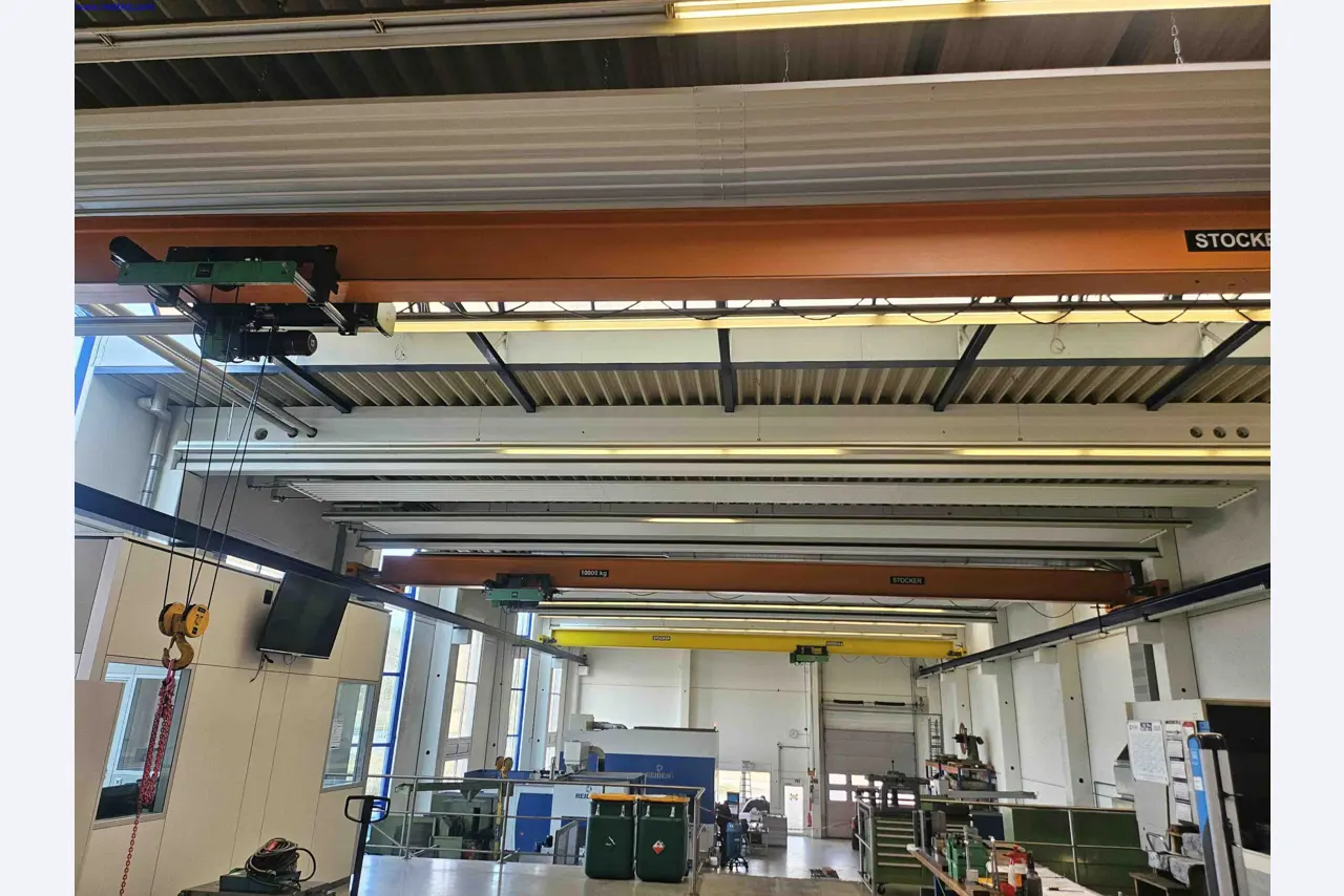 Machines for the production of precise metal components using CNC turning and CNC milling-3