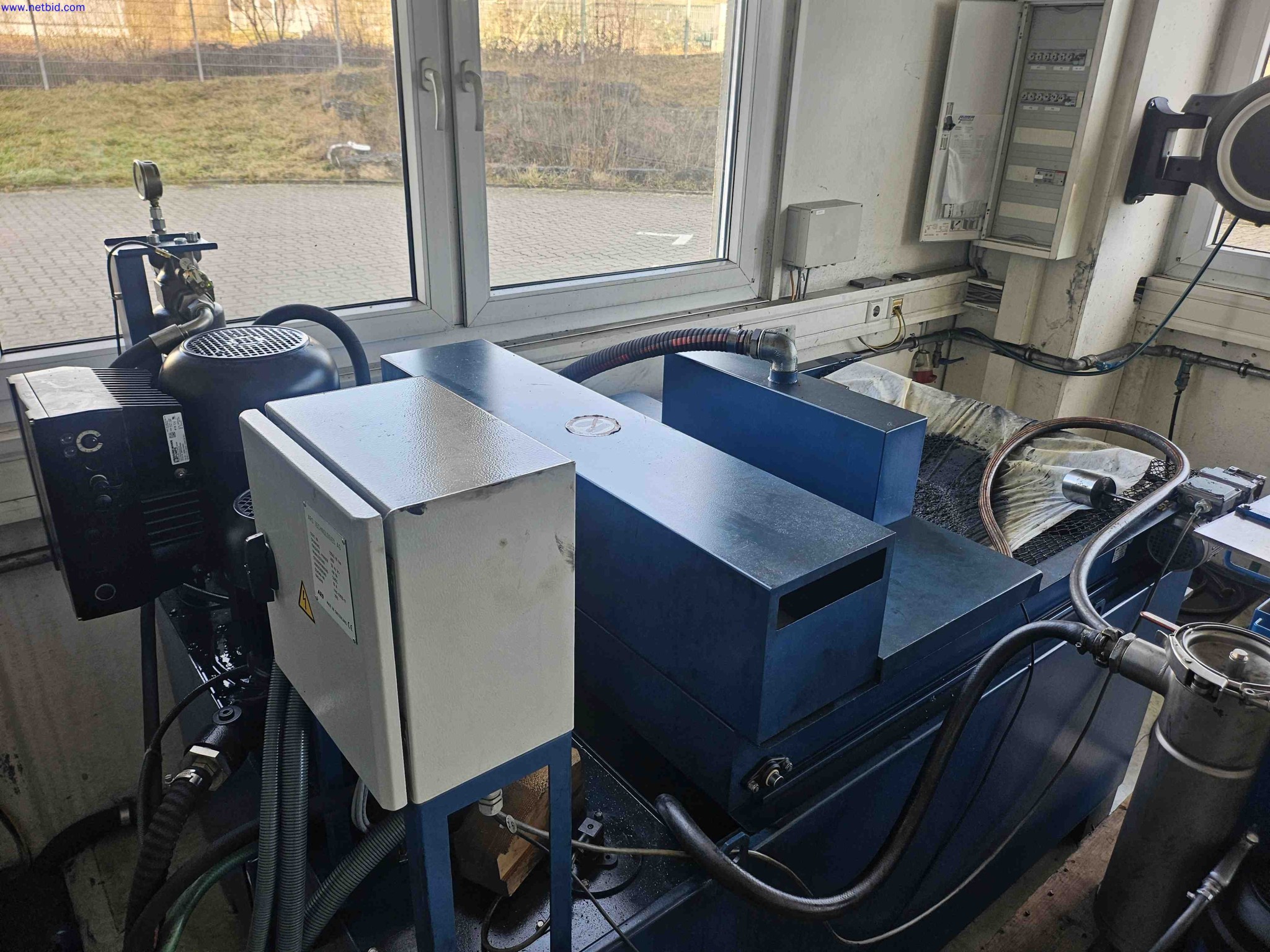 Maschinen zur Herstellung von präzisen Metallbauteilen mittels CNC-Drehen und CNC-Fräsen-6