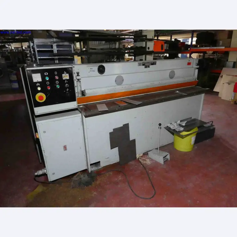 Machines for the production of precise metal components using CNC turning and CNC milling-2