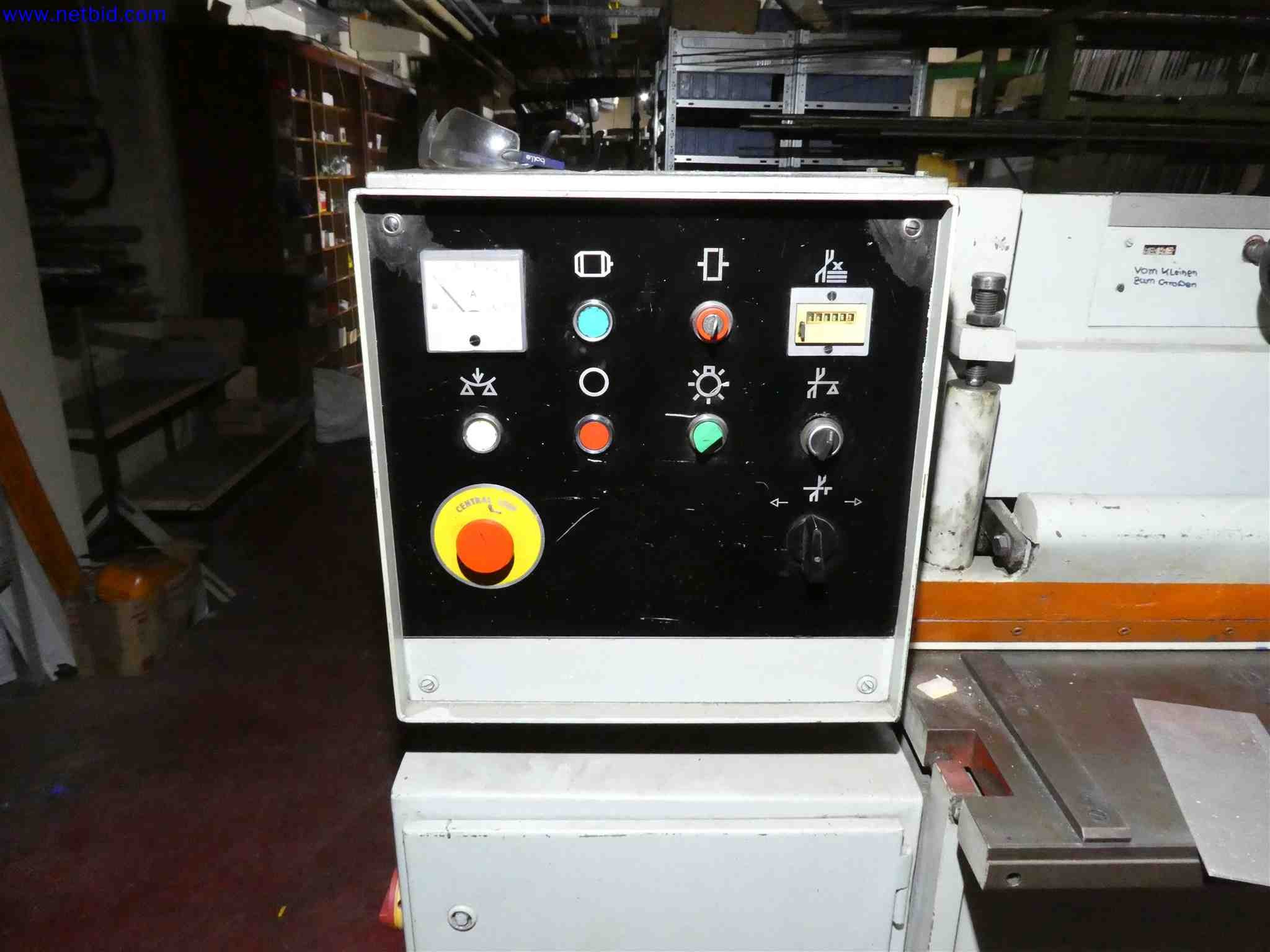 Machines for the production of precise metal components using CNC turning and CNC milling-4