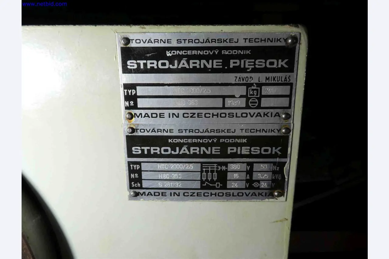 Machines for the production of precise metal components using CNC turning and CNC milling-5