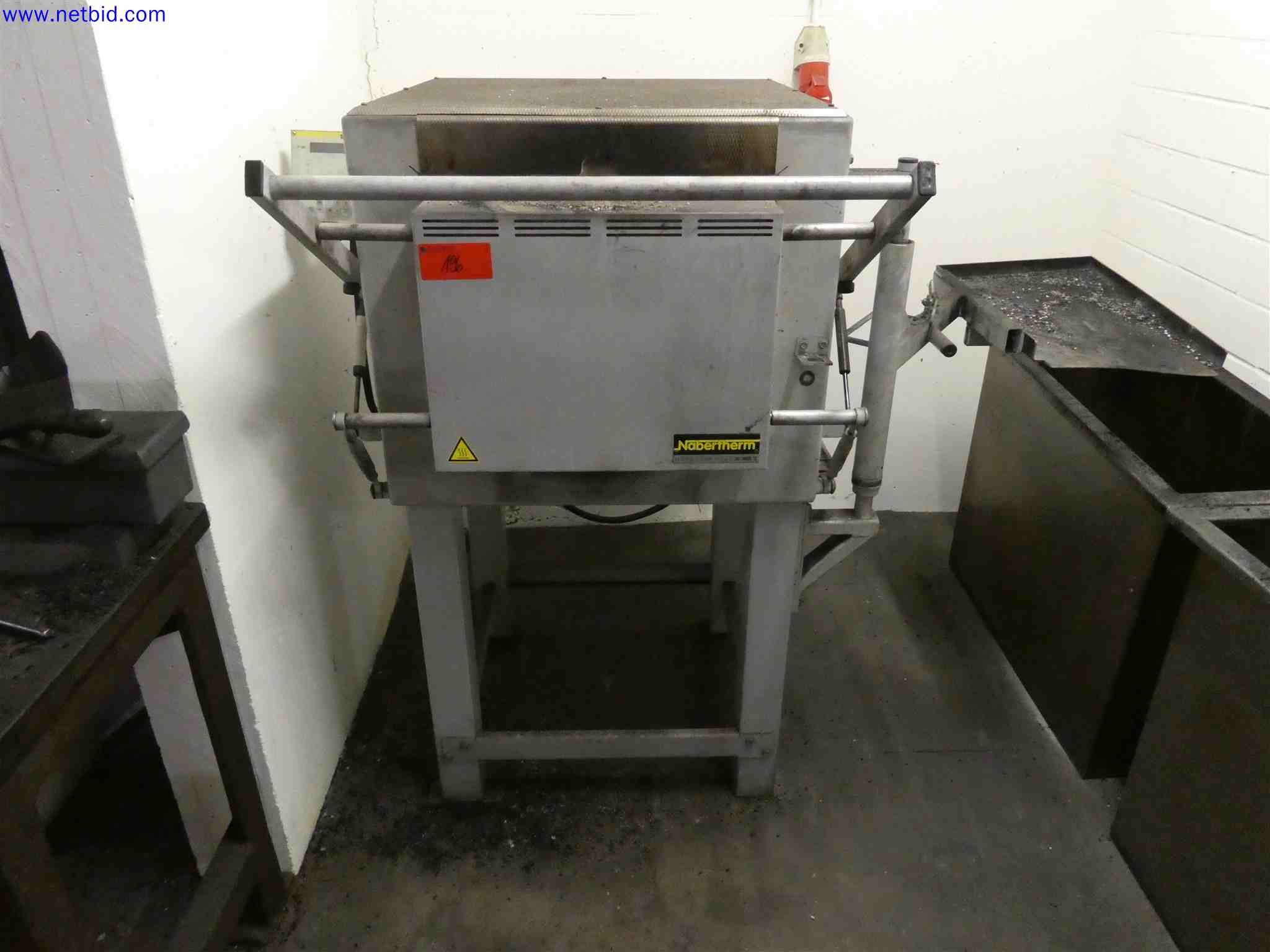 Machines for the production of precise metal components using CNC turning and CNC milling-1