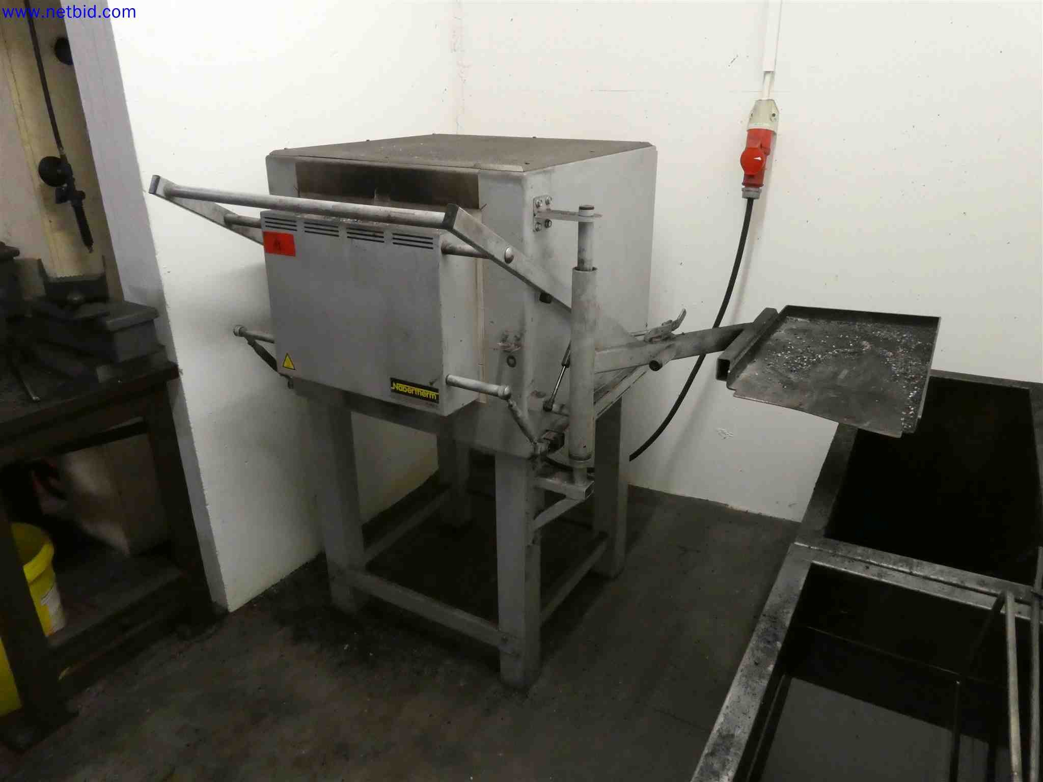 Machines for the production of precise metal components using CNC turning and CNC milling-2