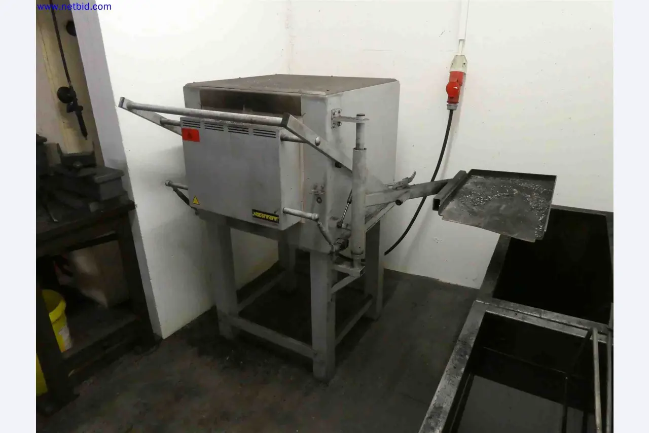 Machines for the production of precise metal components using CNC turning and CNC milling-2