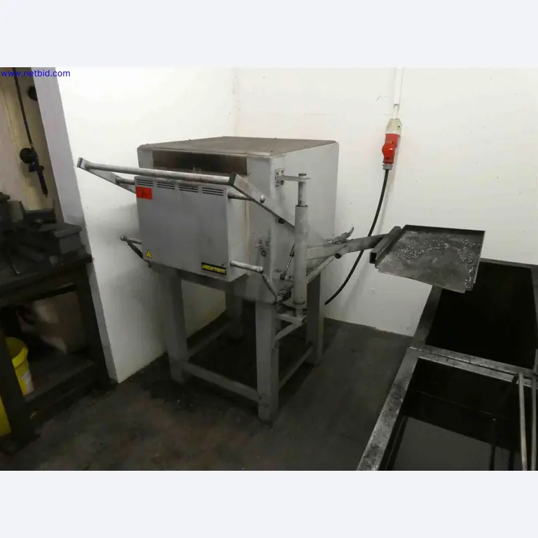 Machines for the production of precise metal components using CNC turning and CNC milling-2