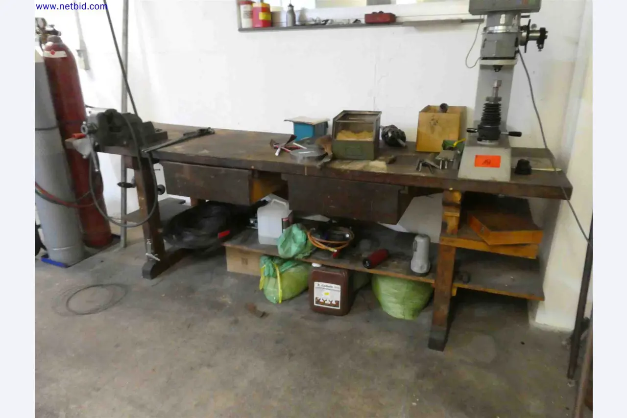 Machines for the production of precise metal components using CNC turning and CNC milling-4