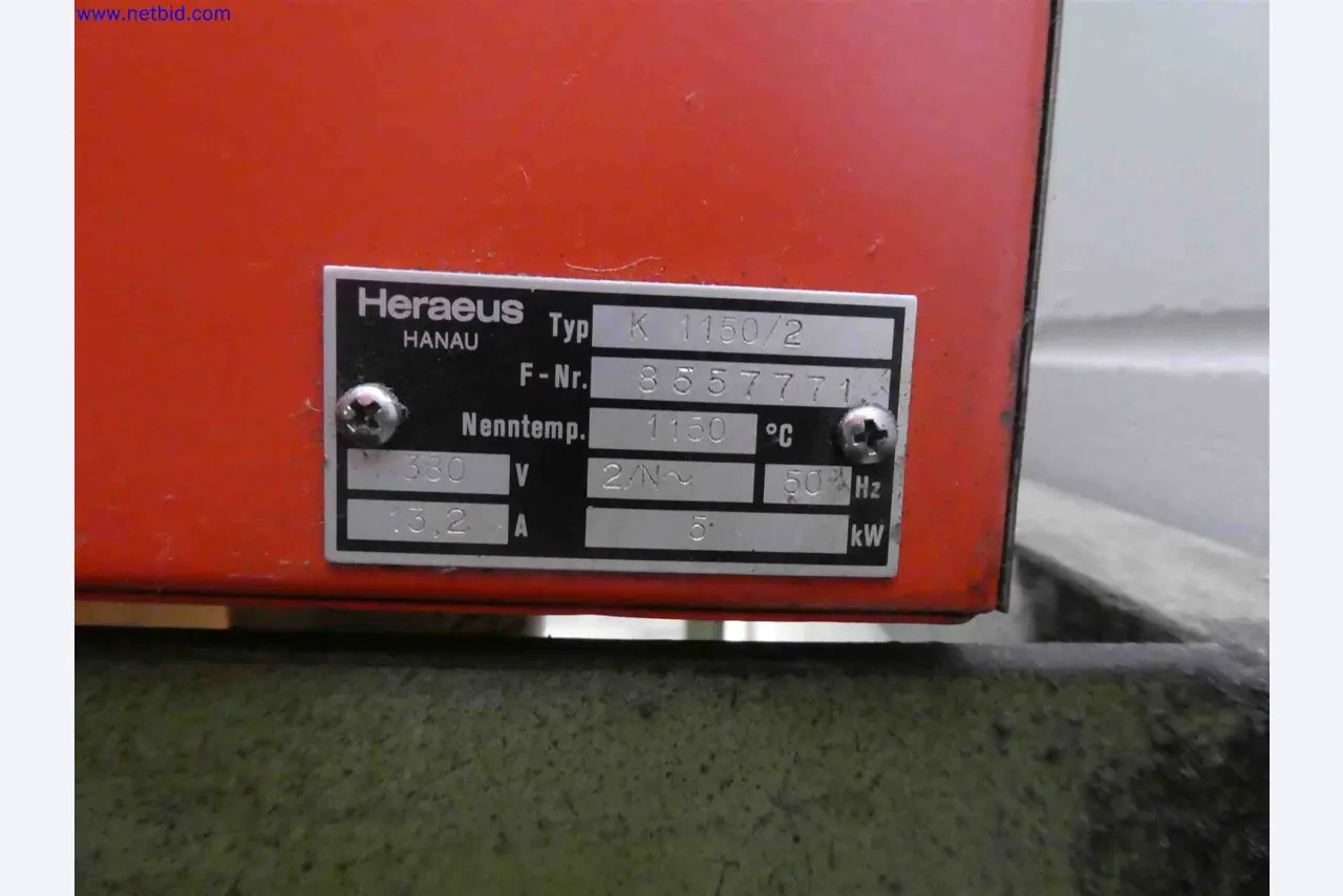 Machines for the production of precise metal components using CNC turning and CNC milling-3