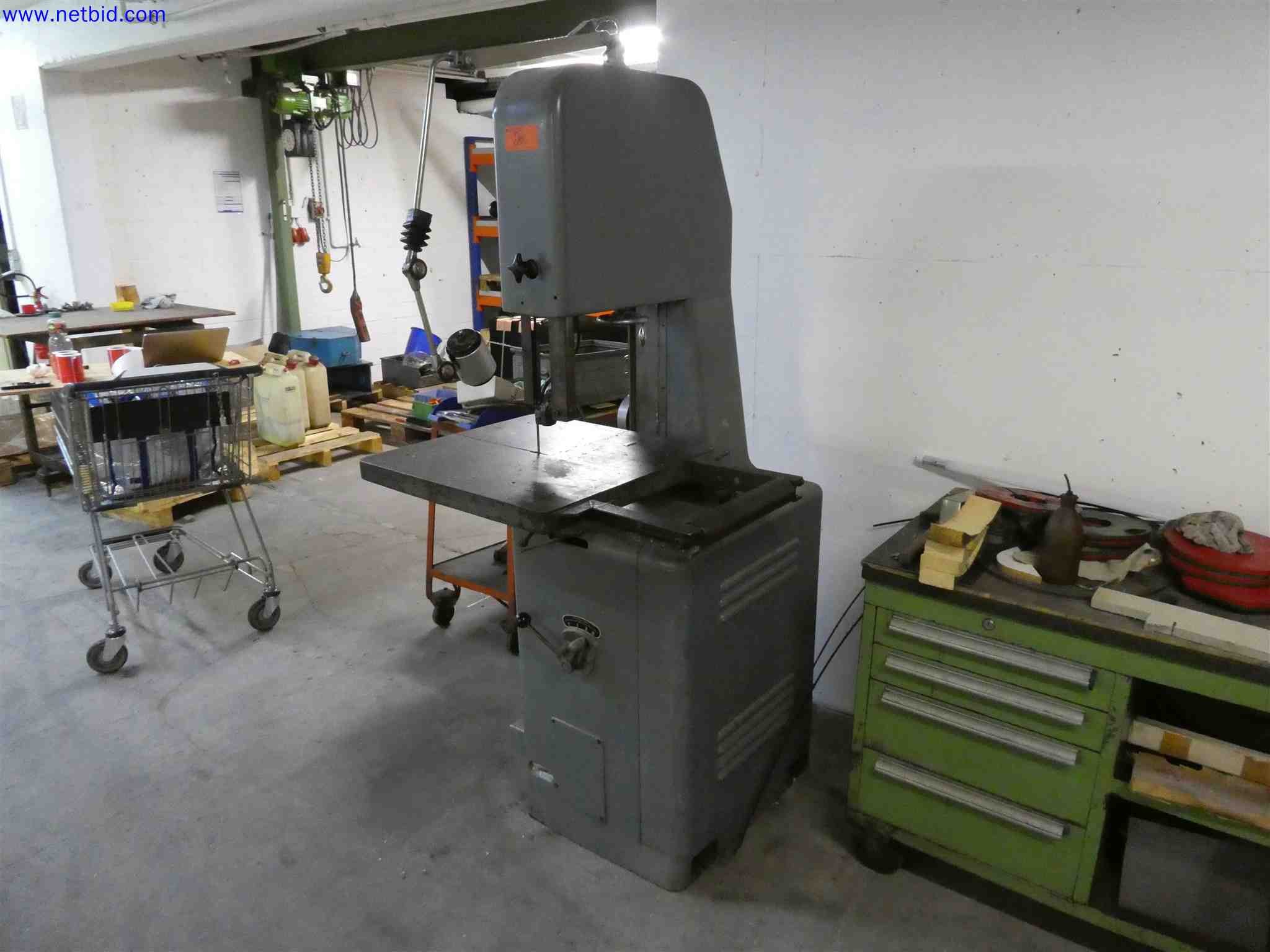 Machines for the production of precise metal components using CNC turning and CNC milling-2