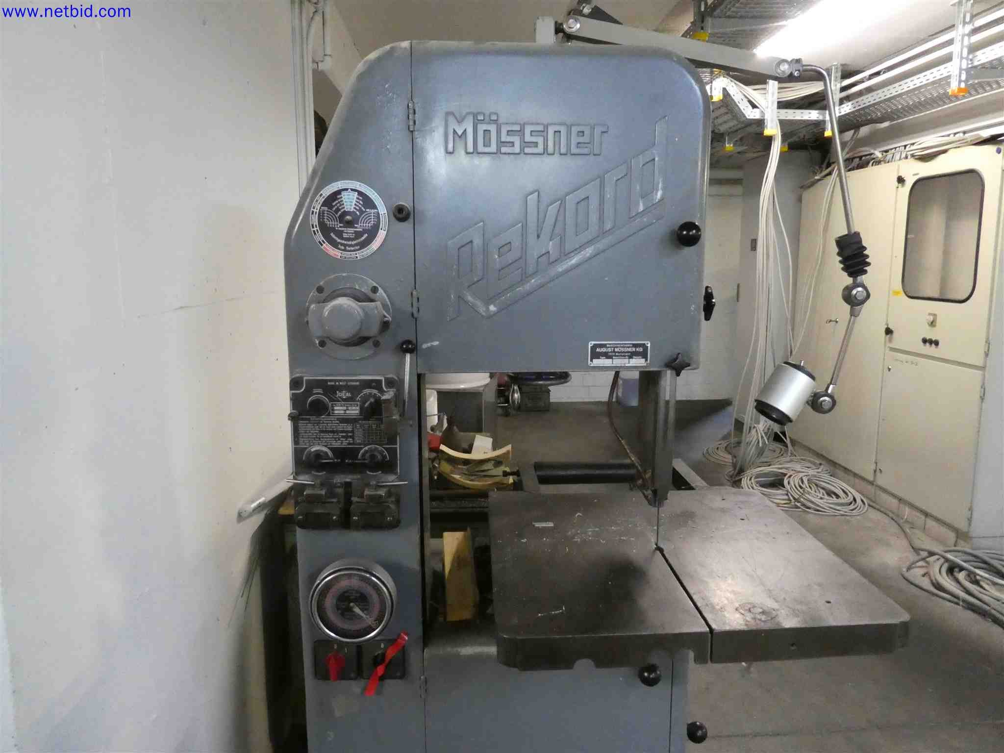 Machines for the production of precise metal components using CNC turning and CNC milling-4