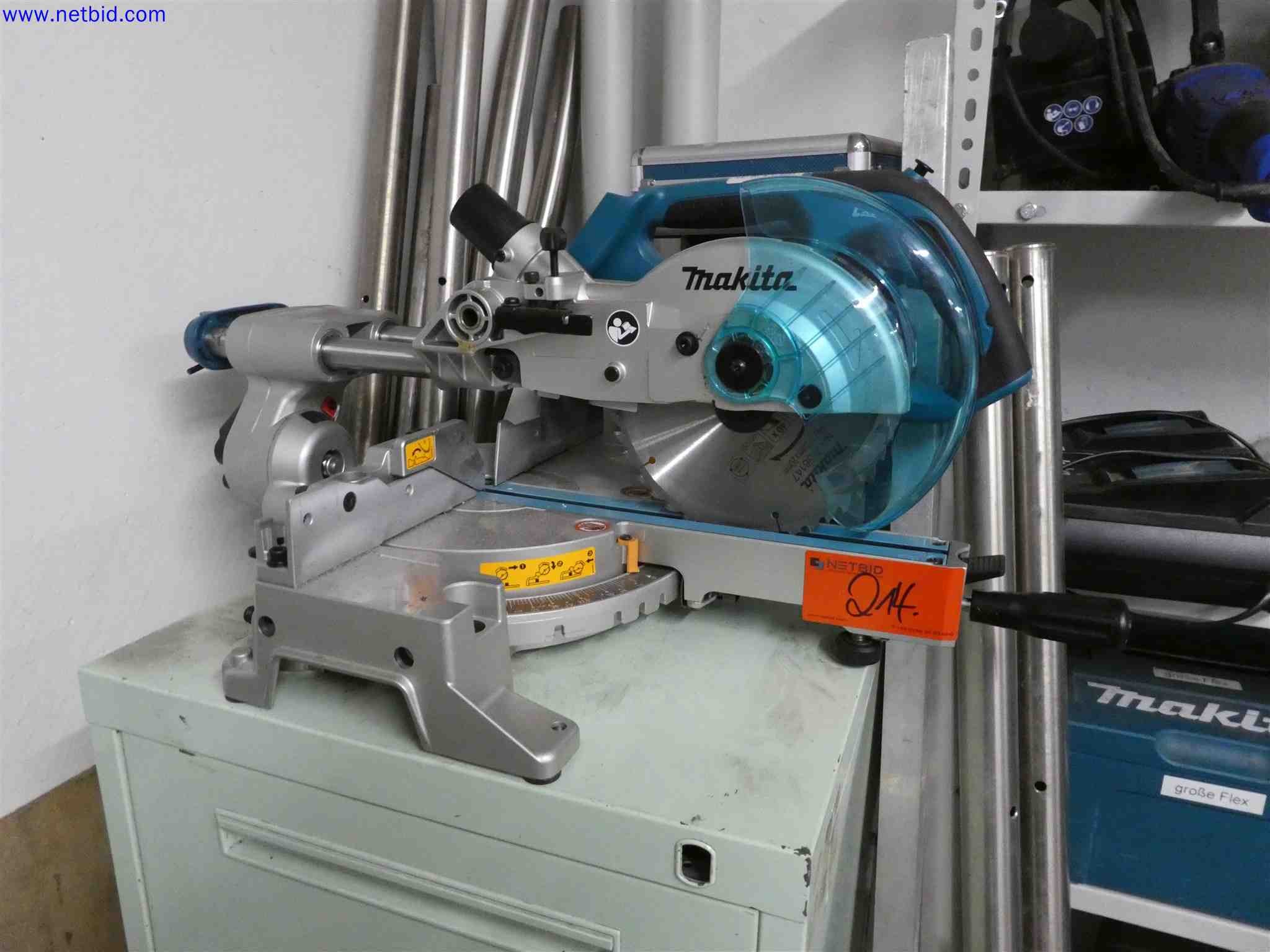 Machines for the production of precise metal components using CNC turning and CNC milling-2