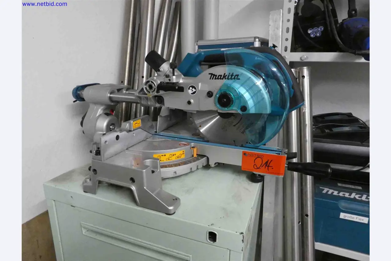 Machines for the production of precise metal components using CNC turning and CNC milling-2