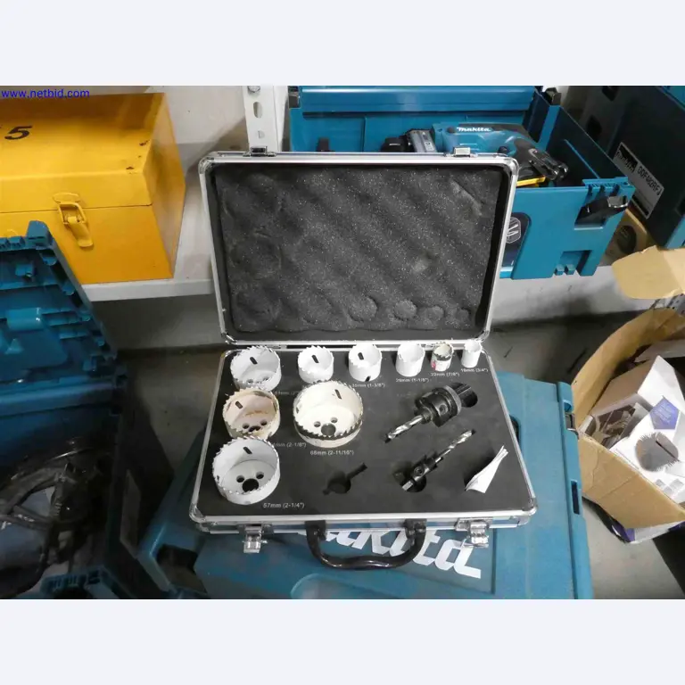 Machines for the production of precise metal components using CNC turning and CNC milling-3