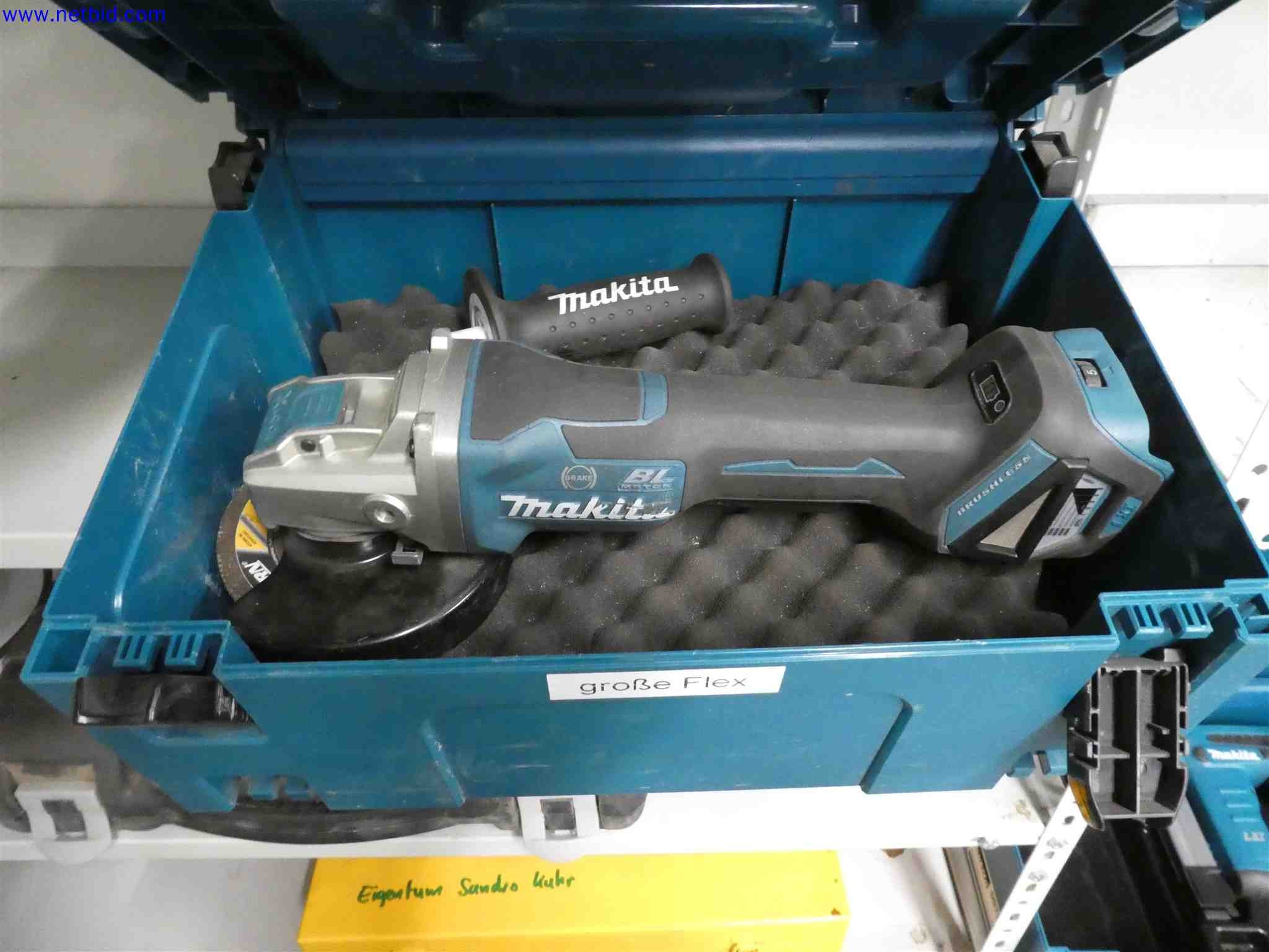 Machines for the production of precise metal components using CNC turning and CNC milling-7